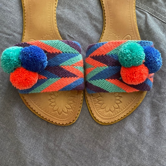 Pom pom handwoven summer slide flat sandals - Picture 4 of 9